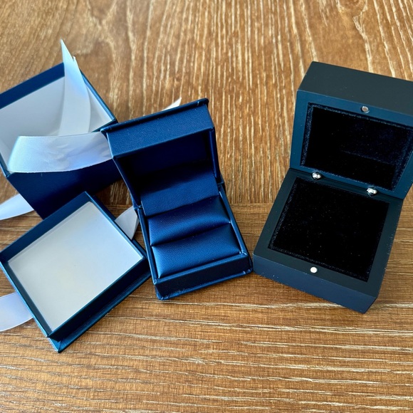 Solid 14k white gold DN 3-row round cut lab created diamond half eternity band - Picture 11 of 14